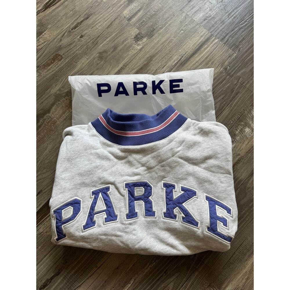 Parke Women's Grey and White Sweatshirt